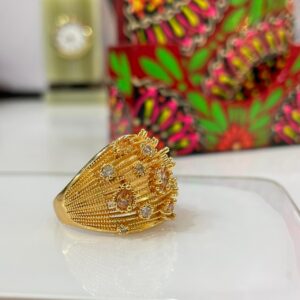 👑 Royal Crown-Inspired Gold Ring with Diamond Accents ✨